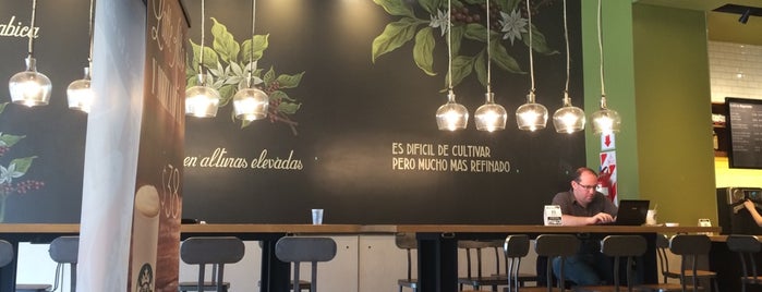 Starbucks is one of Leandro : понравившиеся места.
