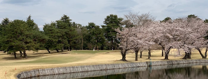 Kasumigaseki Country Club is one of สถานที่ที่ Rafael ถูกใจ.