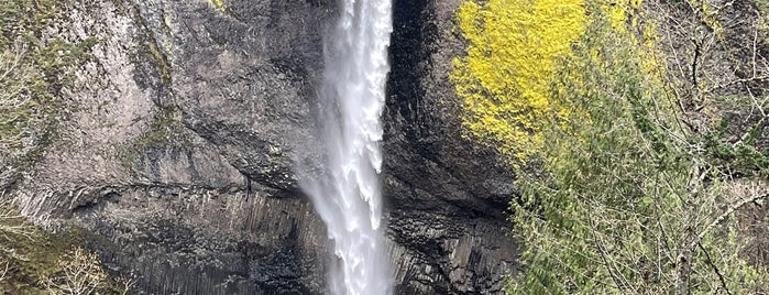 Latourell Falls is one of Portland Adventures.