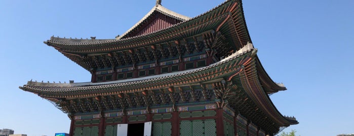 Changdeokgung is one of Locais salvos de Jihye.