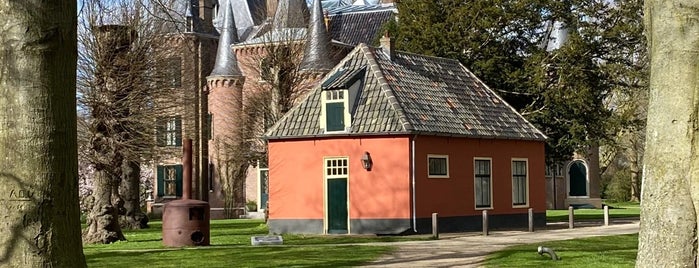 Kasteel Keukenhof is one of kastelen en andere historische locaties.