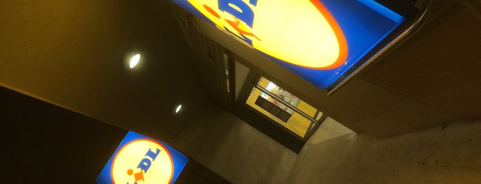 Lidl is one of Pedroさんのお気に入りスポット.