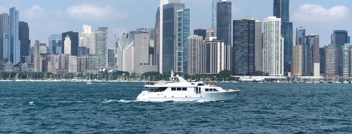 Skyline Boat Tour is one of Tempat yang Disukai Alex.