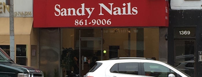 Sandys Nails is one of Locais curtidos por stephanie.