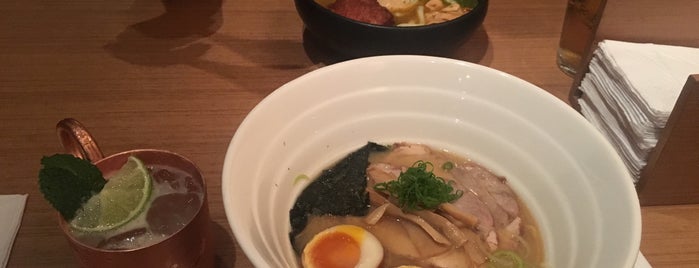 Tan Tan Noodle Bar is one of Brunaさんのお気に入りスポット.