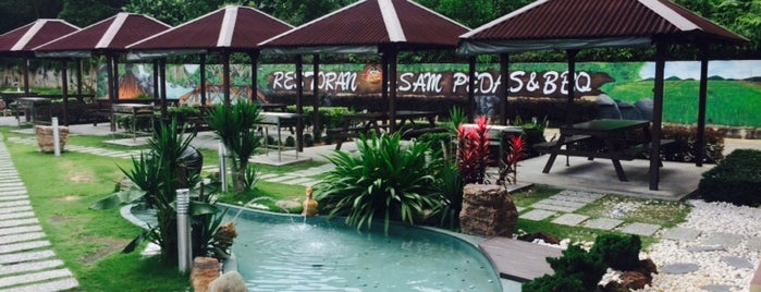 Restoran Asam Pedas & BBQ is one of Tempat yang Disukai Dinos.