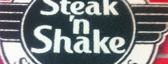 Steak 'n Shake is one of Lugares favoritos de Josue.