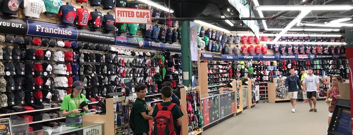 Red Sox Team Store is one of Boston Places To Visit.