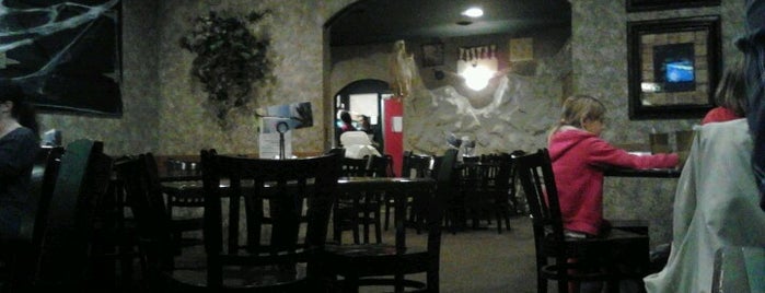 Lou’s LaGrotto is one of Restaurants.