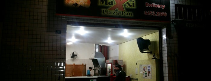 Maxxi Pizza Pan is one of Yummies!! ;9.