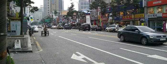 을지로5가 정류장 (02-165) is one of 서울시내 버스정류소.