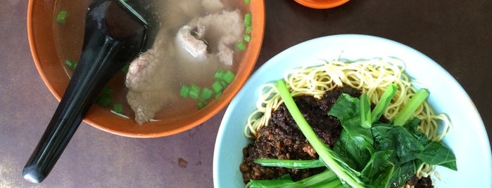 Restoran Soong Kee Beef Ball Noodle (颂记牛肉丸粉) is one of KL/Selangor:Restaurants and Nightlife Spots.