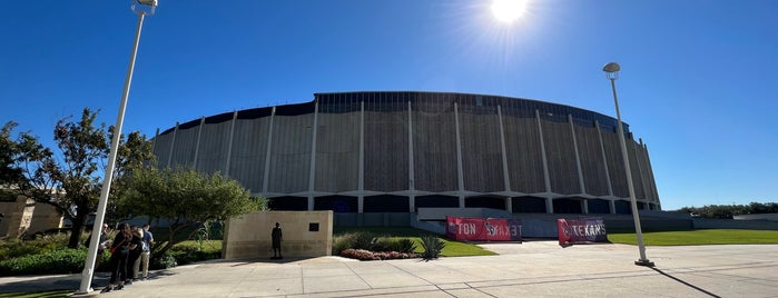 NRG Astrodome is one of HOU Landmarks.