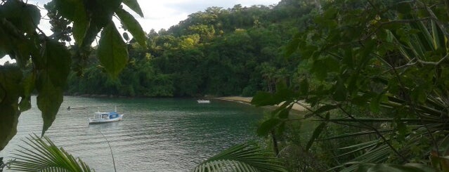 Praia Das Rosas is one of Paraty.