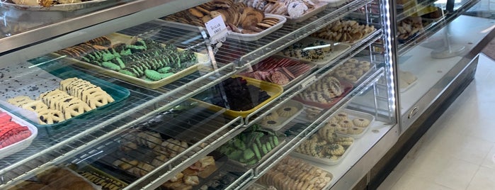 Serpe and Sons Bakery is one of Favorite Places ¦ }.