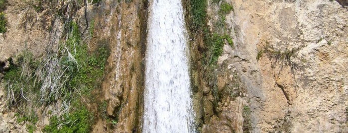 Καταρράκτης Πεντέλης is one of Lieux qui ont plu à Eirini.