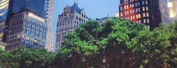 Bryant Park is one of New York - August/14.