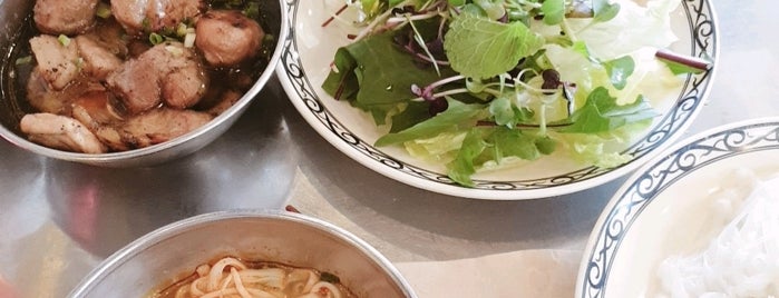 Bun Cha Ra Boom is one of Expat Seoul - Eating.