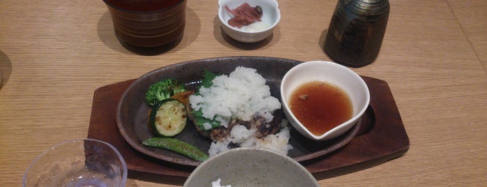 鐵板懷石 柒の井 is one of Japanese restaurants (Японские рестораны).