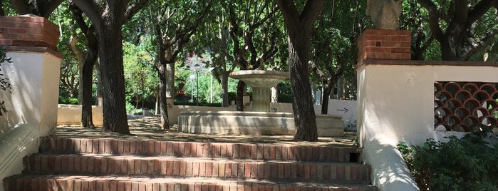 Parc Dalmau is one of Lugares favoritos de Venice.