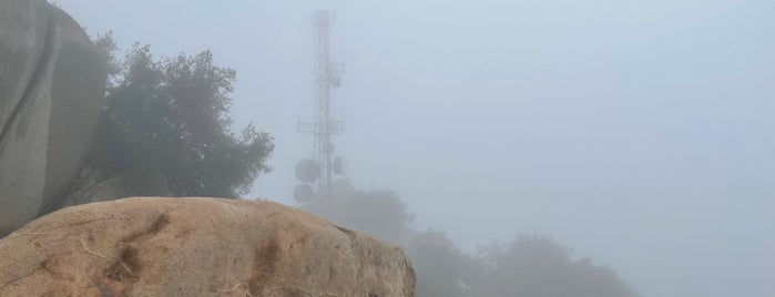 Mt Woodson Summit is one of Peak Condition.