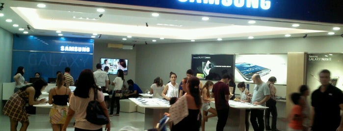 Samsung Store is one of rio mar.