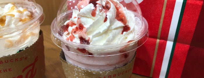 Starbucks is one of カフェ5.