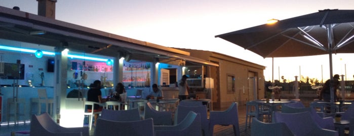 Aqui há Praia Lounge Beach Bar is one of Algarve.