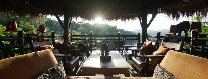 Burma Bar - 4 Seasons Chang Rai is one of Tempat yang Disukai Alan.