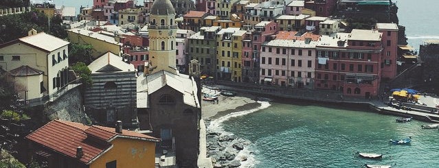 Vernazza is one of Alanさんのお気に入りスポット.
