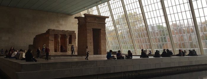 The Metropolitan Museum of Art is one of Lieux qui ont plu à Alan.