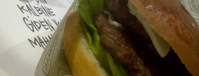 Mano Burger is one of yiyen'de ölüyor yemeyen'de :).