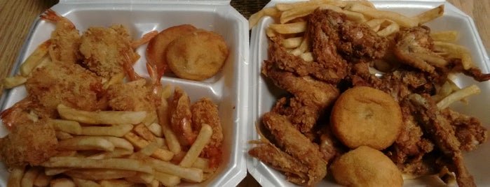 Bobo's Chicken is one of Places to Eat in OKC.