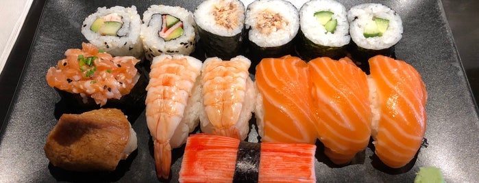 Mikura Sushi is one of Ravintolat.