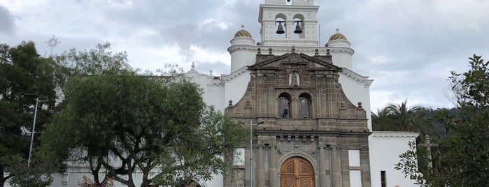 Iglesia de Guapulo is one of Quito Highlights.