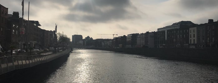 Grattan Bridge is one of What To Do in Dublin.