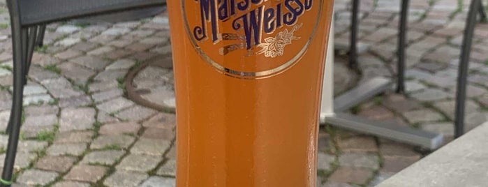 Zum schwarzen Walfisch is one of Bars & Kneipen.