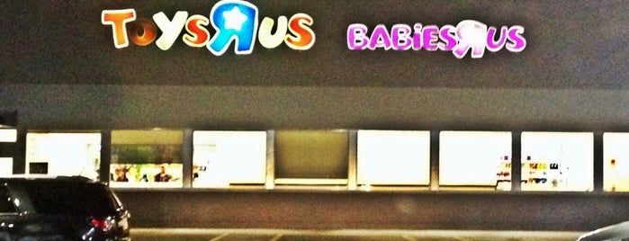 Toys"R"Us is one of Orte, die Allan gefallen.