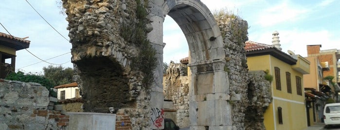 Baltalı Kapı is one of Milas.