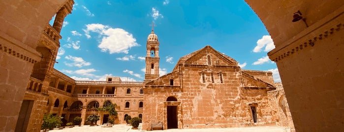 Mor Yakup Manastırı (Salhe / Barıştepe) is one of Lugares guardados de ♏️UTLU.