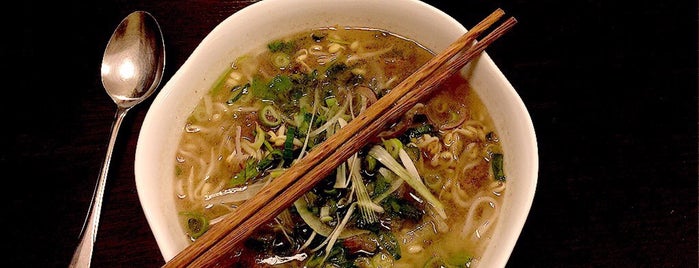 Phở Son is one of Food.