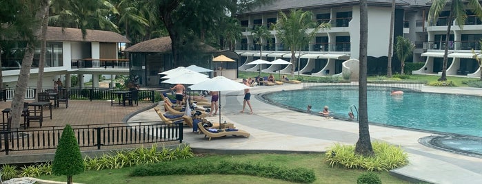 Amora Beach Resort Phuket is one of ภูเก็ต.