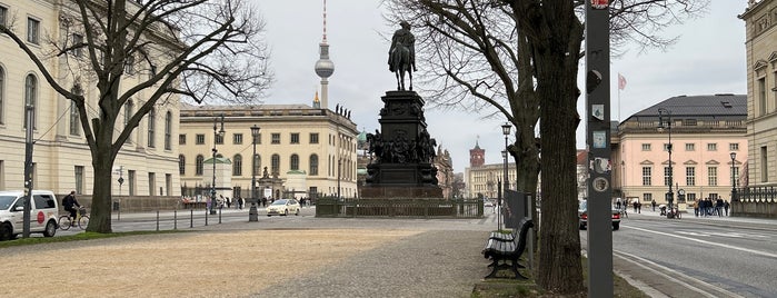 Reiterstandbild Friedrich der Große is one of Gonçalo's Saved Places.