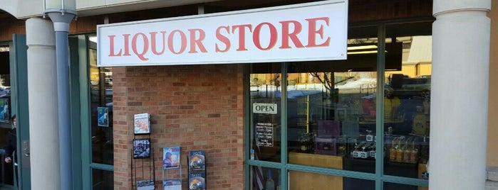 Liquor Store is one of สถานที่ที่ Lockhart ถูกใจ.