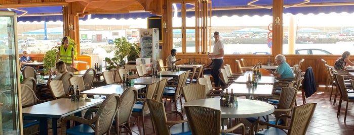 Bar restaurante La Cofradia is one of Fuerteventura.