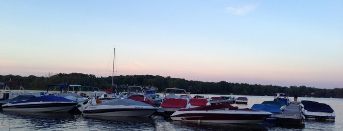 Rose's on Reeds Lake is one of wanna go!.