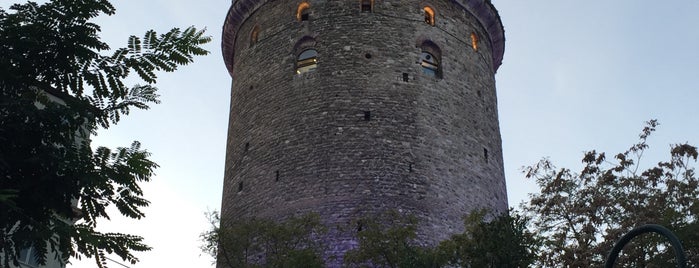 Torre di Galata is one of Posti che sono piaciuti a Zehra.