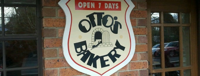 Otto's Bakery is one of Lugares favoritos de William.