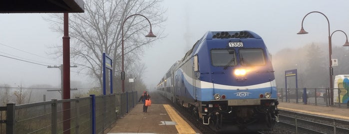 AMT Gare de Beaconsfield is one of Vaudreuil - Hudson.