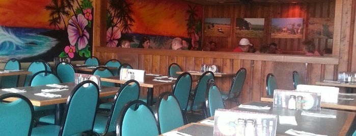 Ponak's Mexican Kitchen & Bar is one of Outdoor dining.